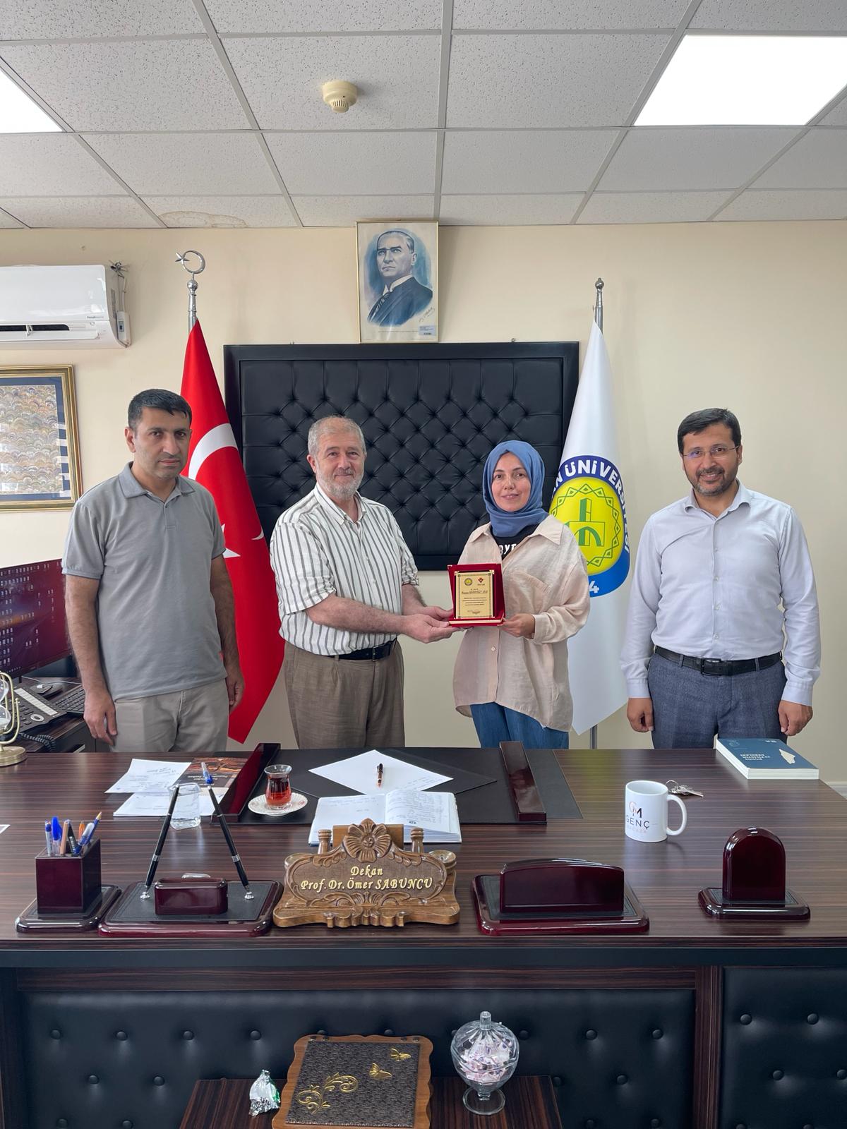 Arş. Gör. Dr. Nuriman KARAYİĞİT ULU "TÜBİTAK-ARDEB 1002-A Projesi" Başarısı Sebebiyle Rektörlüğümüzce Plaketle Taltif Edildi
